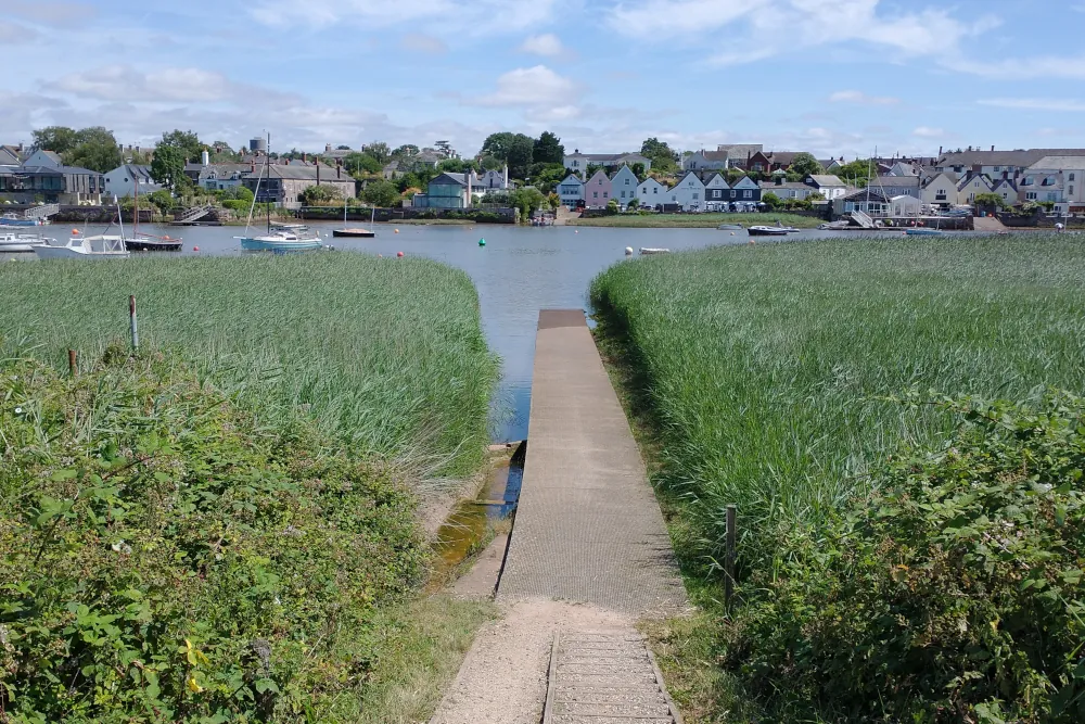 Ferry crossing the River Exe between Topsham and the opposite bank