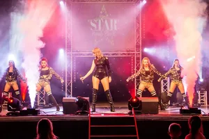 Taylormania - Taylor Swift Eras Tribute